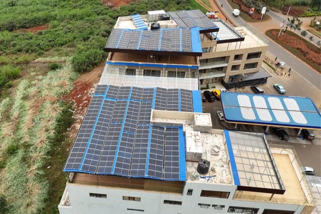 solar-panels-with-storage