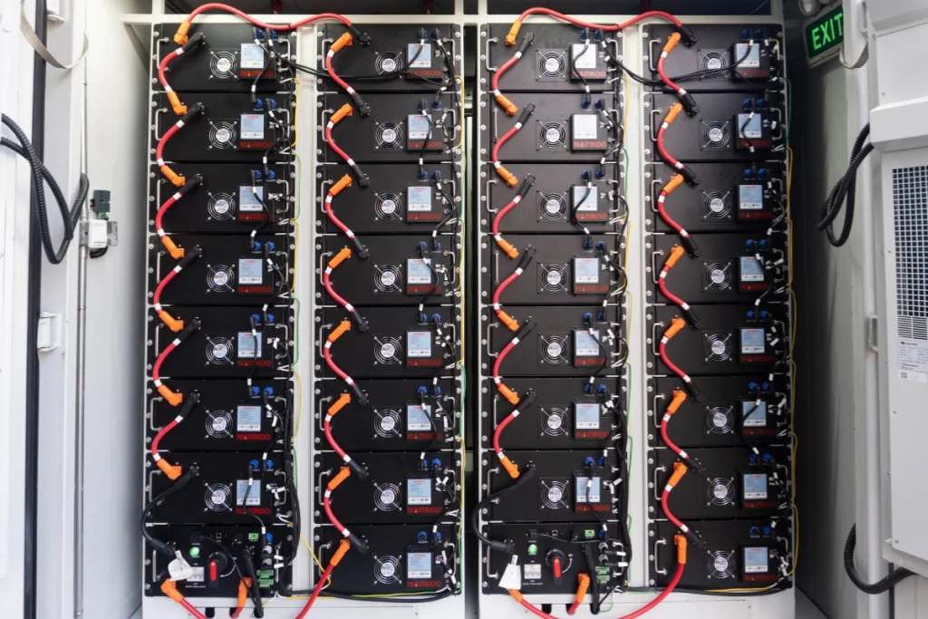 commercial-battery-storage-systems