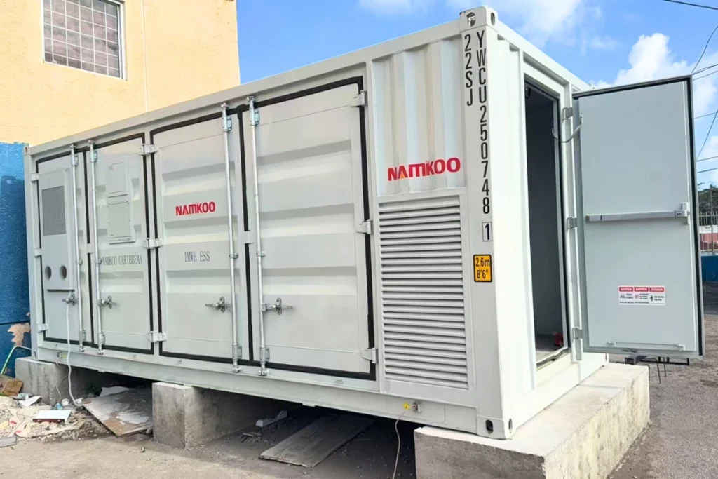 1mwh-energy-storage-system-in-peru-3
